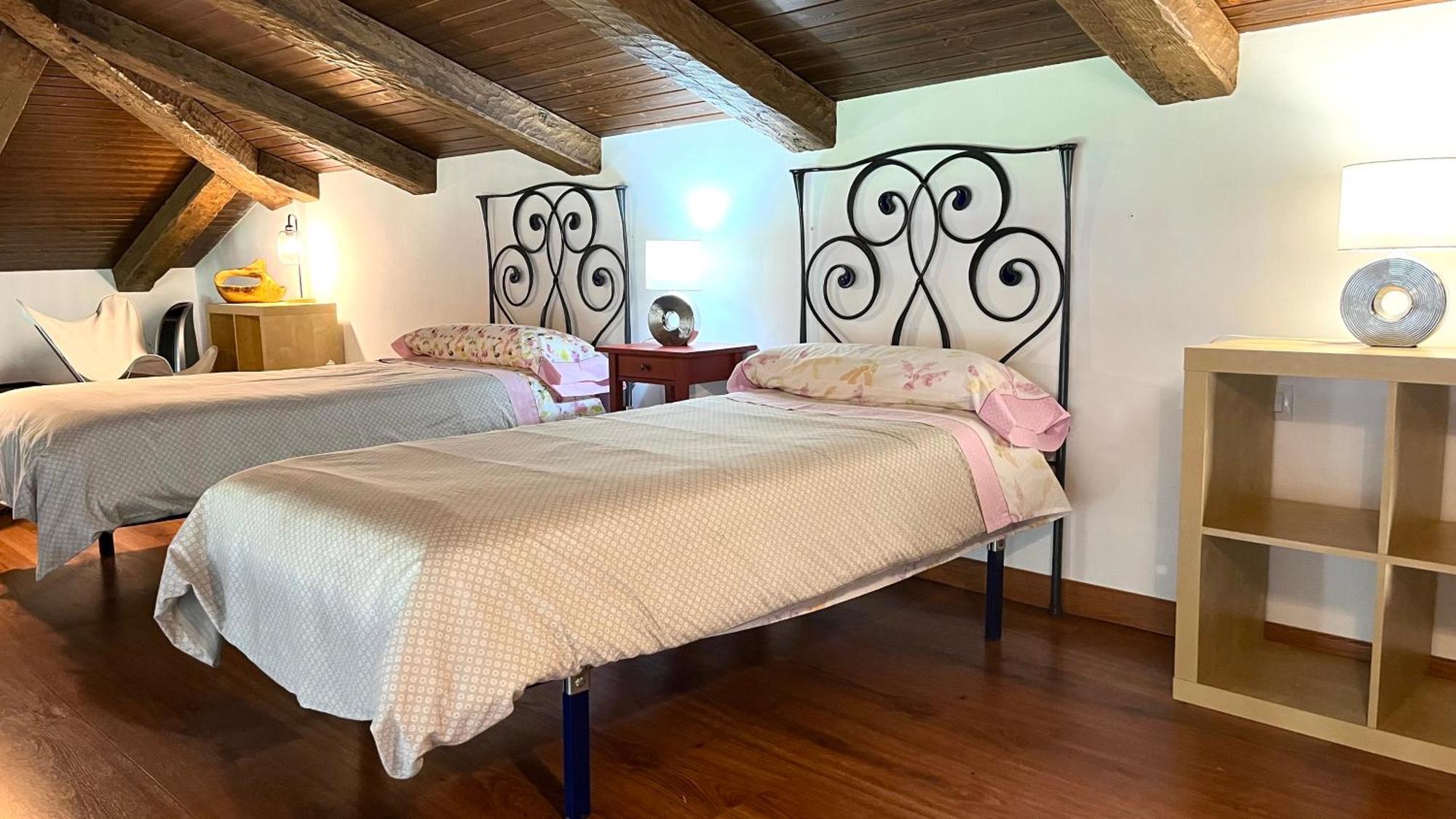 Casa Rural Montes De Trigo เฮเรส เด ลอส คาบาลเญรอส ภายนอก รูปภาพ